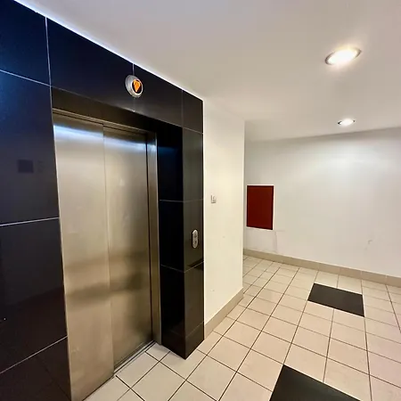 Apartment Center With Balcony Budapest