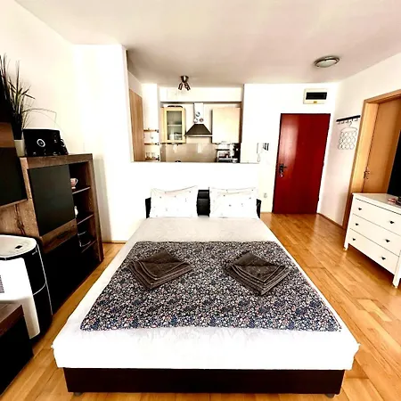 Center With Balcony Budapest