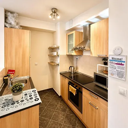 Gozsdu Court Balcony Апартаменты Будапешт